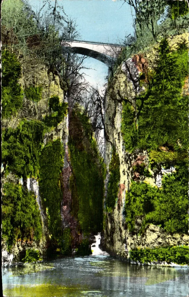 Die Planches-en-Montagne — Brücke über die Langouette (Höhe. 46 m.) — Editions F. Bey Dole - Vorderseite
