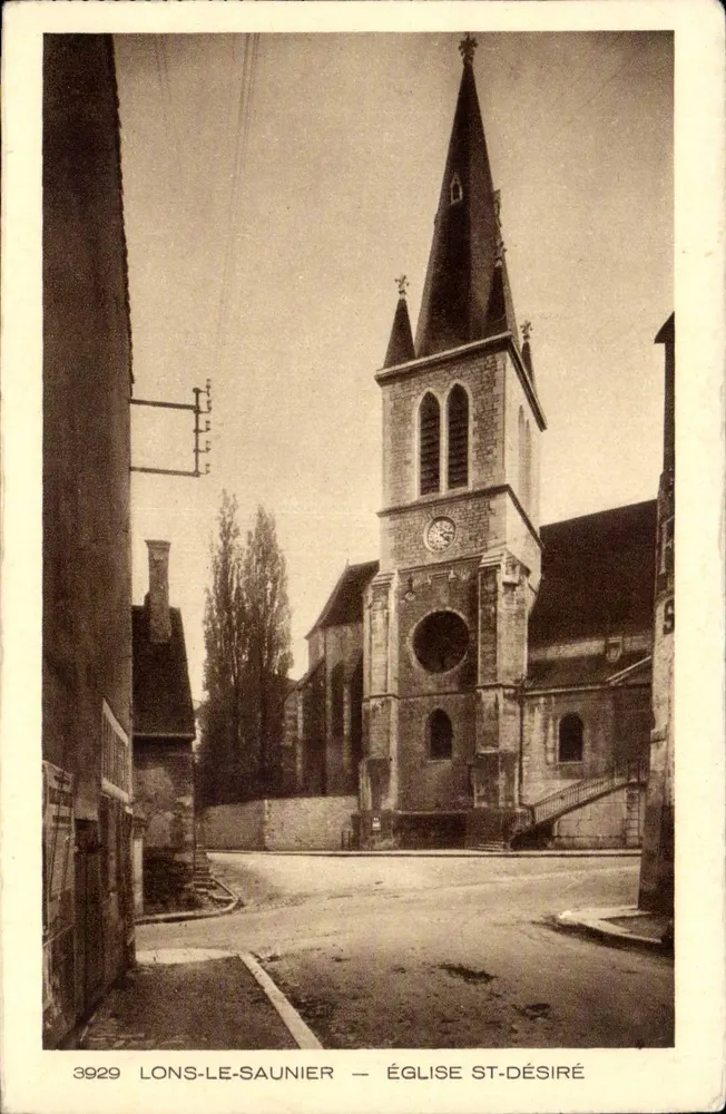 Lons-le-Saunier — Igreja de São Désiré - Frente