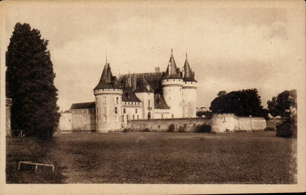Sully-sur-Loire — O Castelo Feudal (século XIV) e a Sange - Frente