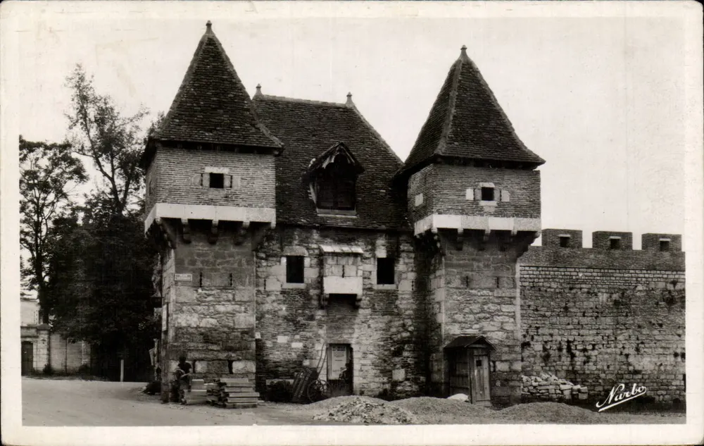 A Barbacane — Cahors — editor Narbo - Frente