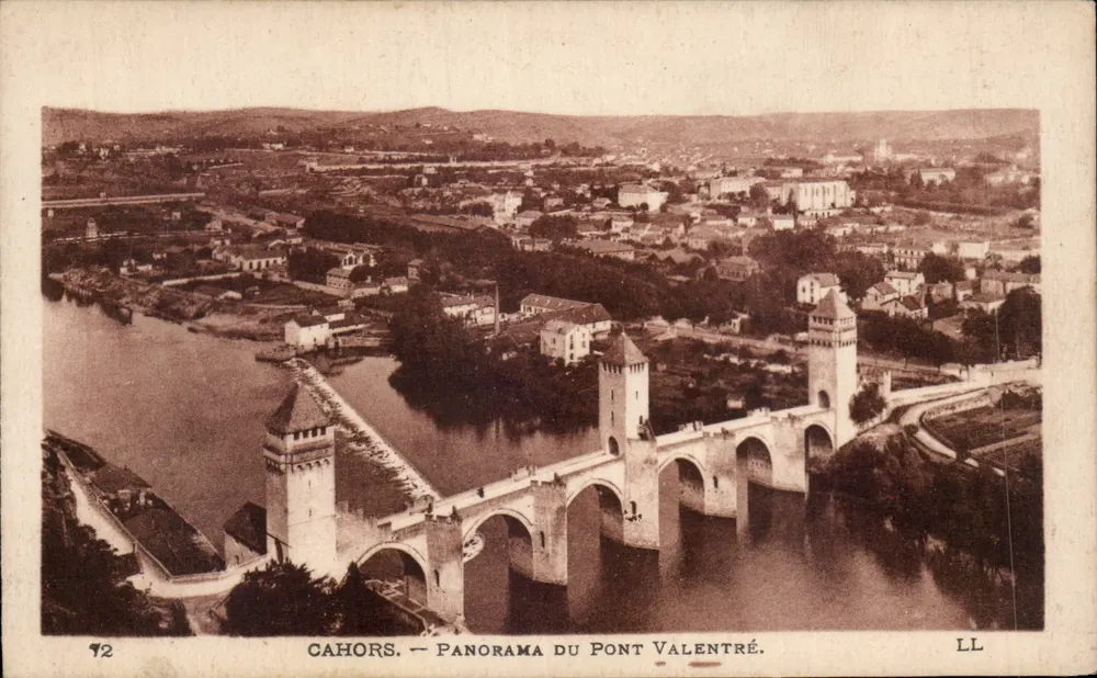 Cahors — Panorama van de Brug Valentré — LL - Voorkant