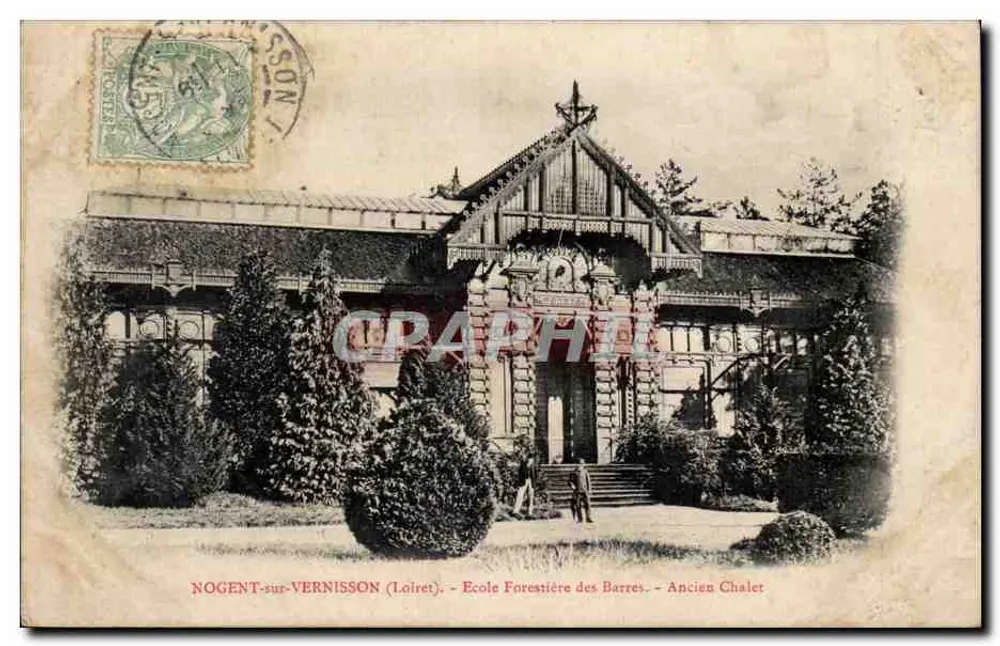 Nogent-sur-Vernisson (Loiret) — Forstschule der Barres — Altes Chalet - Vorderseite