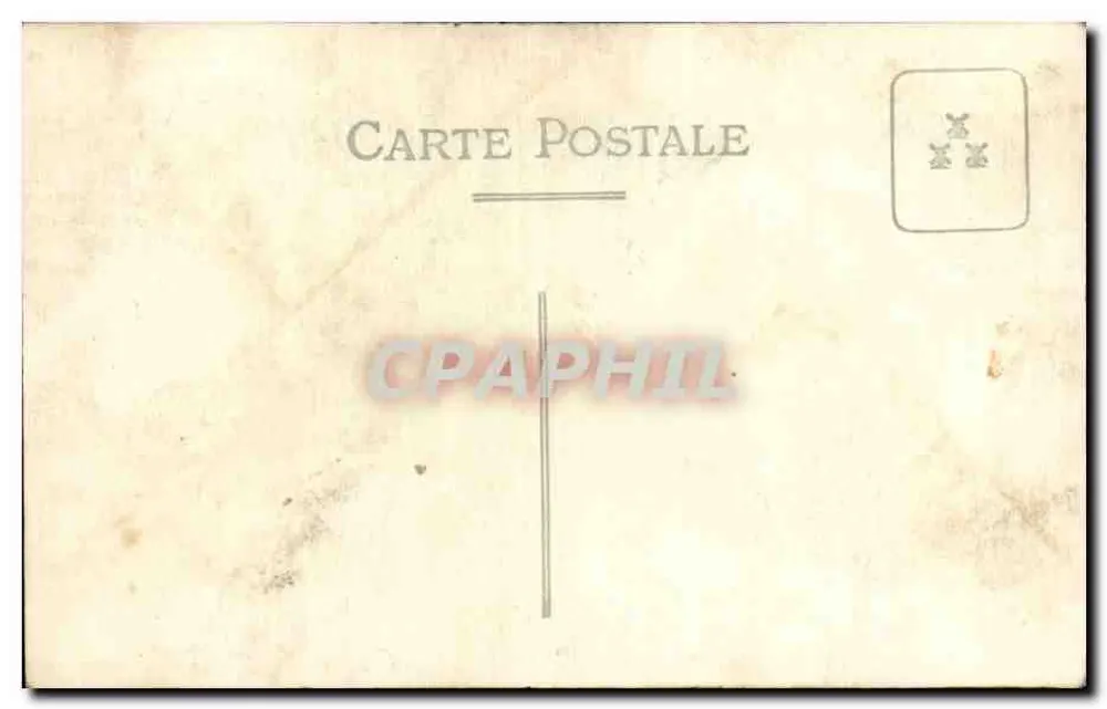 Mulher com avental — estúdio — Carte Postale - Verso