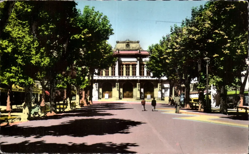 Béziers — Avenue Paul-Riquet und das Theater — Éditions du Temps - Vorderseite