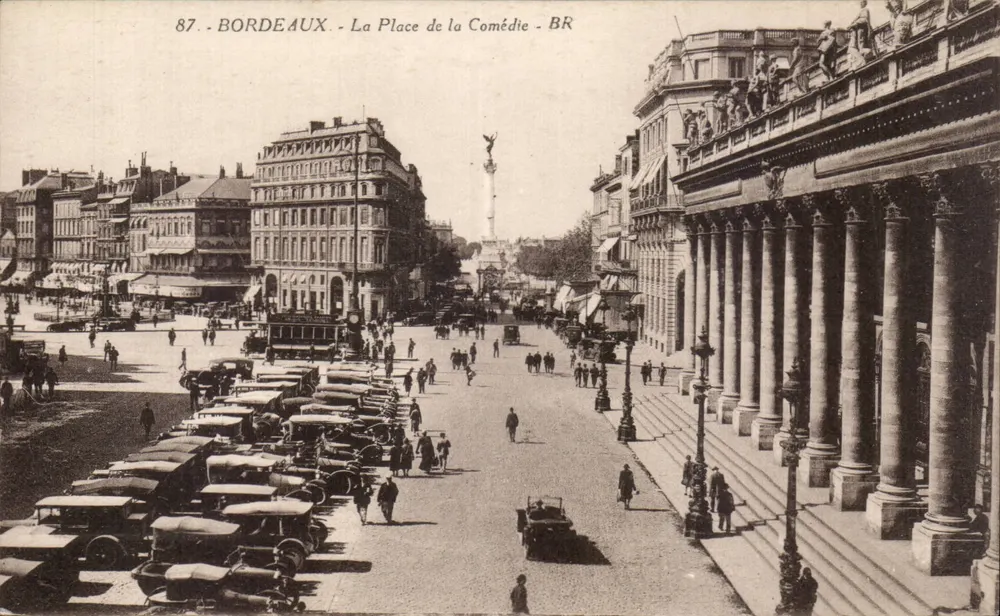 Bordeaux - A Praça da Comédia - BR - Frente