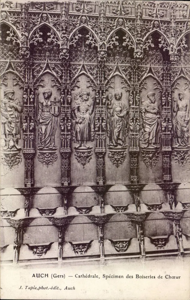 Auch (Gers) — Catedral, Espécime das Carpintarias do Coro — J. Tapie, fot.-edit., Auch - Frente