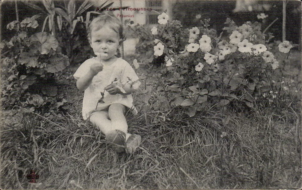 Kind im Garten — Andere Frimousses — Péruinias - Vorderseite