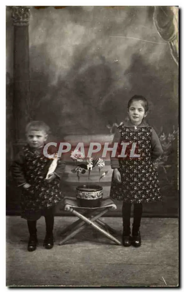 Dois crianças — estúdio fotográfico — Cartolina Postale Italiana Gevaert - Frente