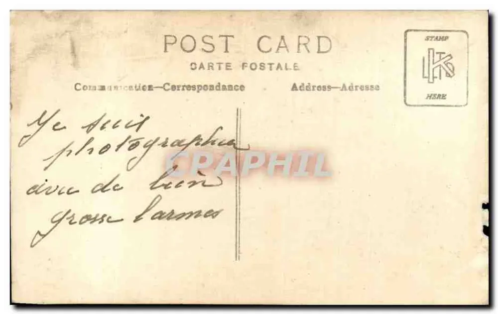 Menina pequena — foto de estúdio — Carte postale photographique - Verso