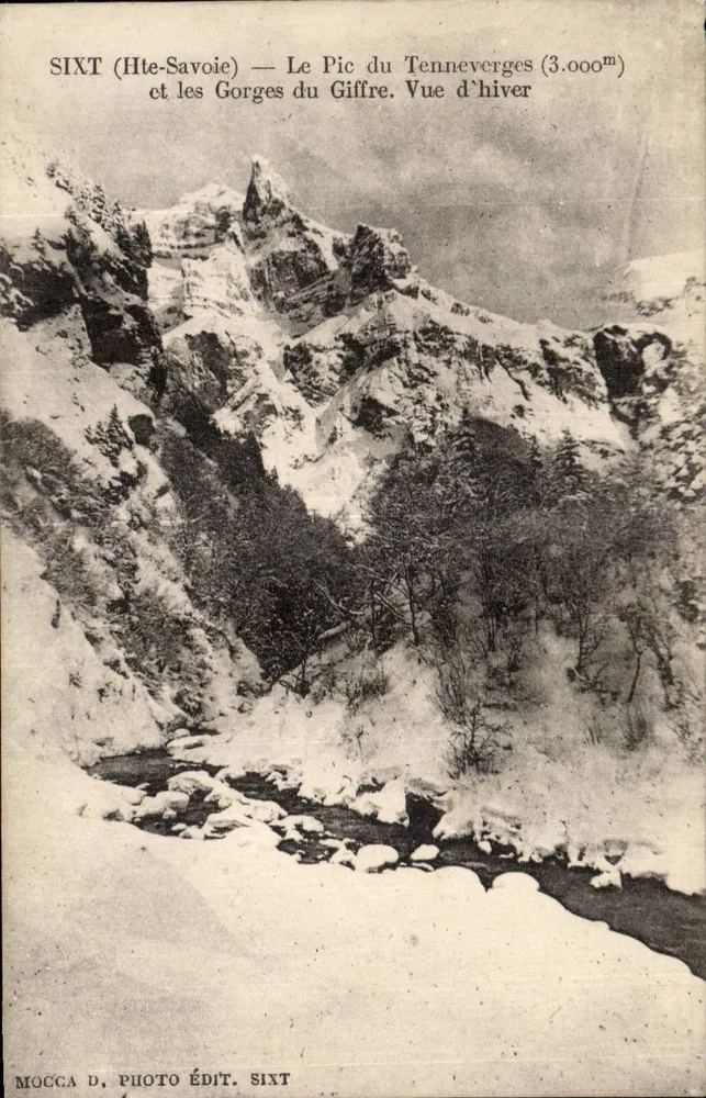 SIXT (Haute-Savoie) — Der Tenneverges-Gipfel (3.000m) und die Gorges du Giffre. Winteransicht — Mocca D. Photo Edition Sixt - Vorderseite