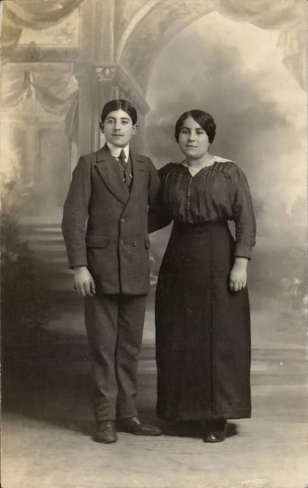 Junge Mann und Frau — Fotostudio — LAGRANGE, BOUGES und VIERZON - Vorderseite