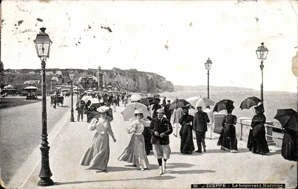 Dieppe — O Boulevard Marítimo — Editora Aqua-Photo, n°36 - Frente