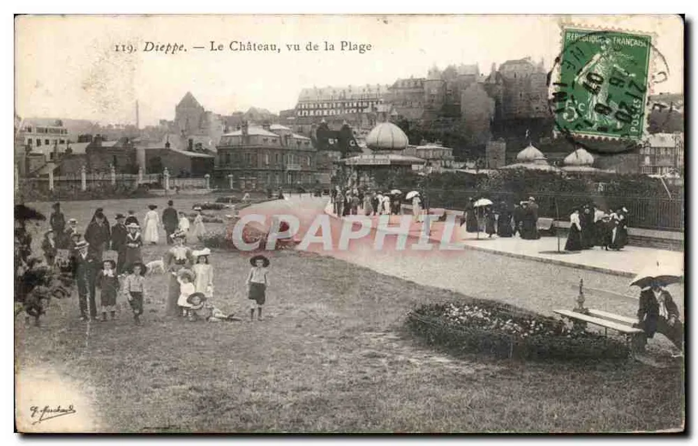 Dieppe — O Castelo, visto da Praia — G. Flandre, n°119 - Frente