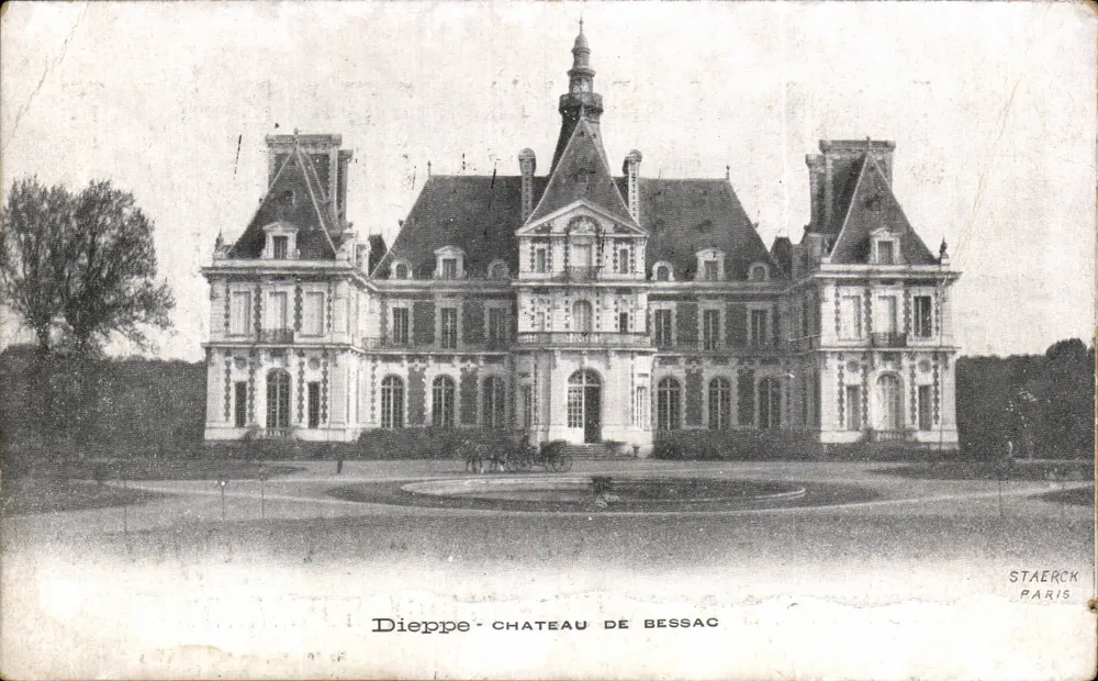 Dieppe - Schloss Bessac — Verleger Staerck, Paris - Vorderseite