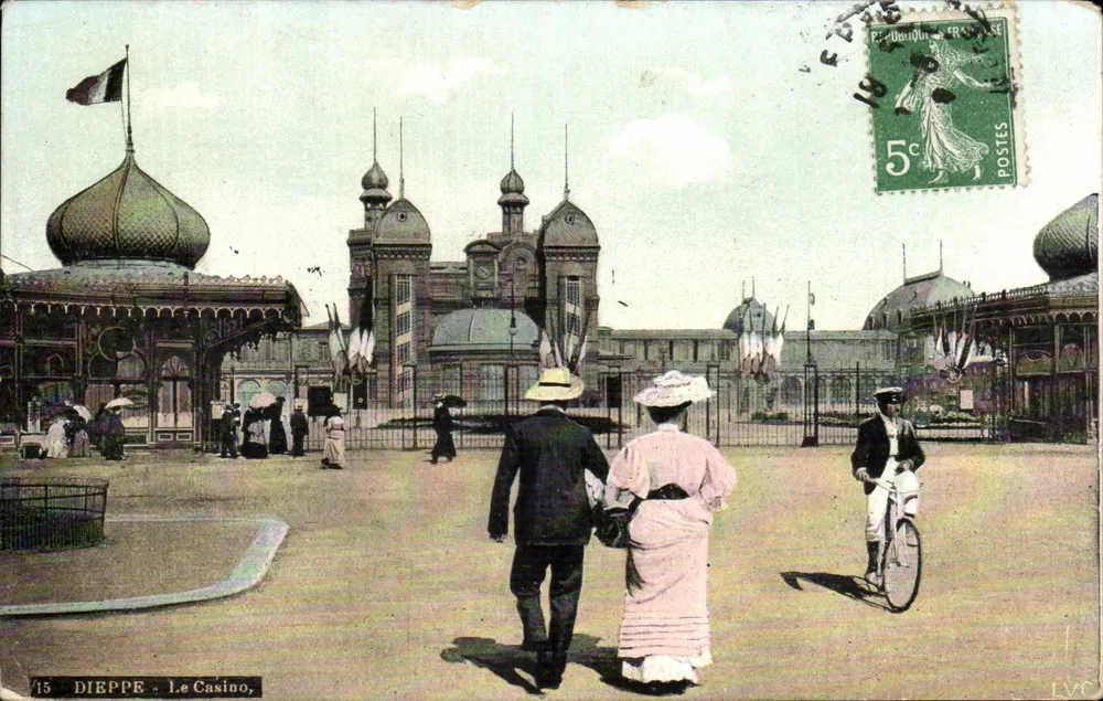 Dieppe — O Casino — editor L.V.C. n°15 - Frente
