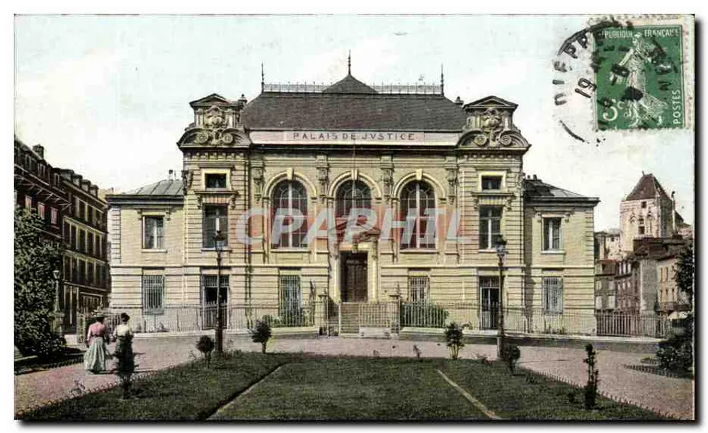 Palácio de Justiça — Pierrefitte-sur-Marne — editor AQUA-PHOTO L.V. & Cie - Frente
