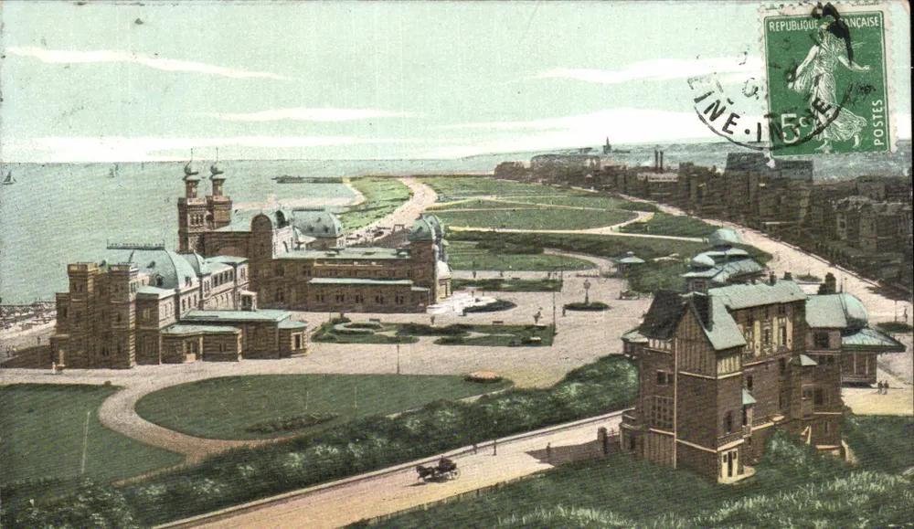 Vue de la Côte d'Azur — Le parc et les bâtiments de l'Exposition universelle de 1900 — Éditeur AQUA-PROTO L.V. & Cie - Recto