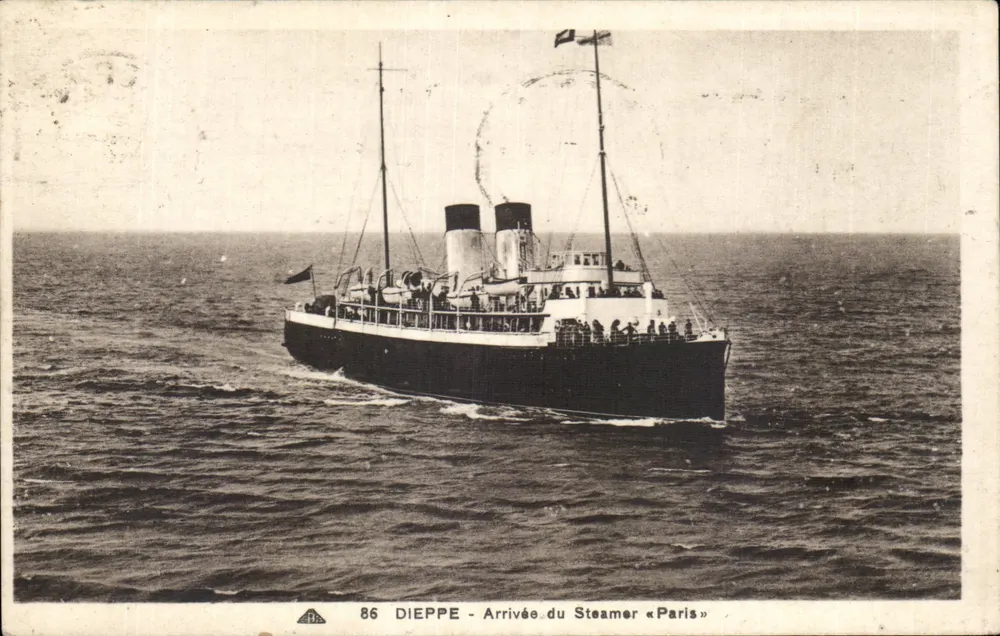 Chegada do Steamer « Paris » — Dieppe — n°86 - Frente