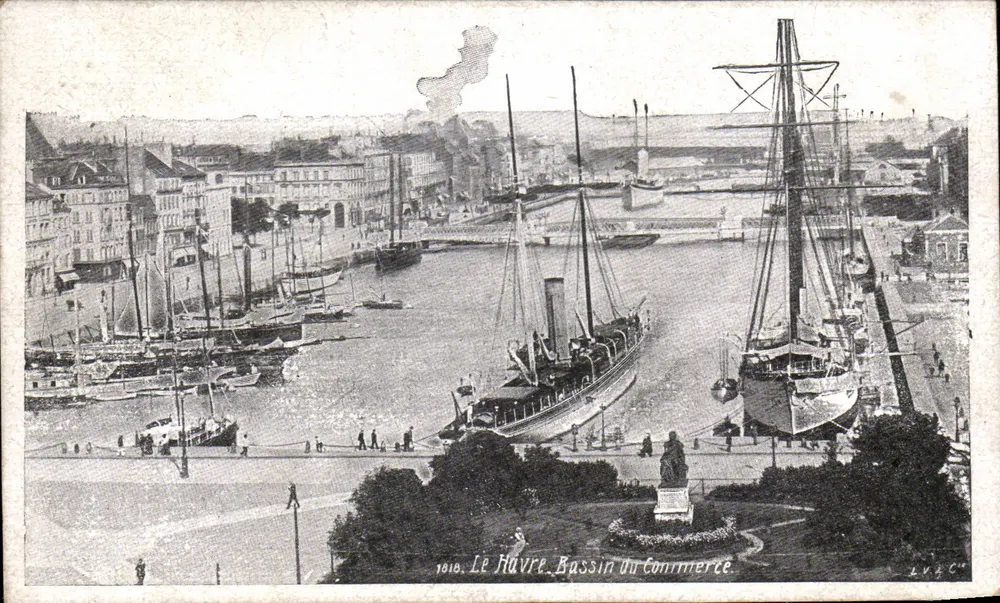 Le Havre - Bassin du Commerce — uitzicht op de haven met schepen — L.V. & C° - Voorkant