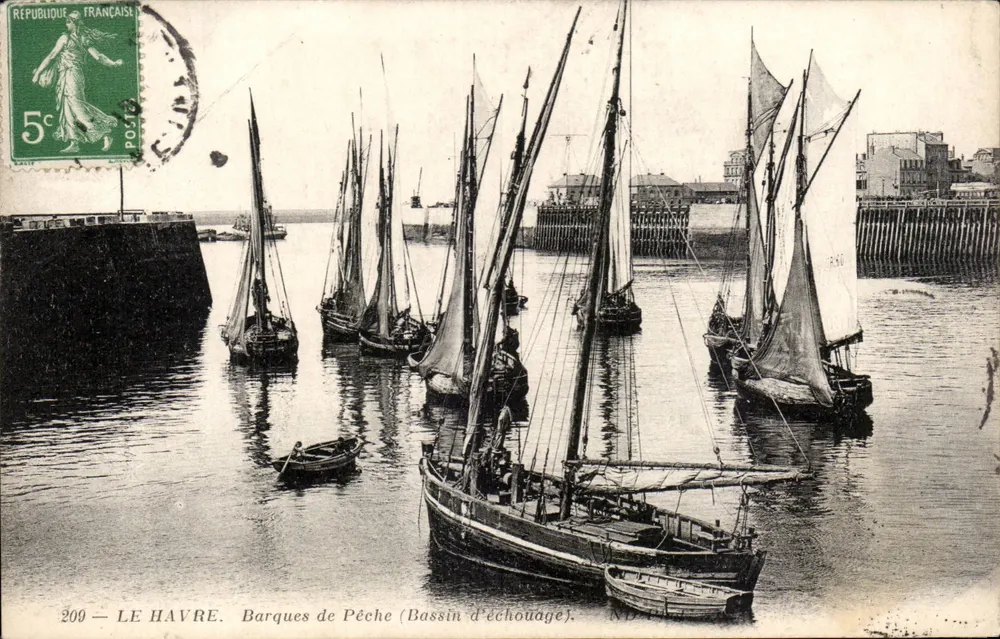 Le Havre — Fischerboote (Schleppbecken) — ND (unbekannter Verlag, Nr. 209) - Vorderseite