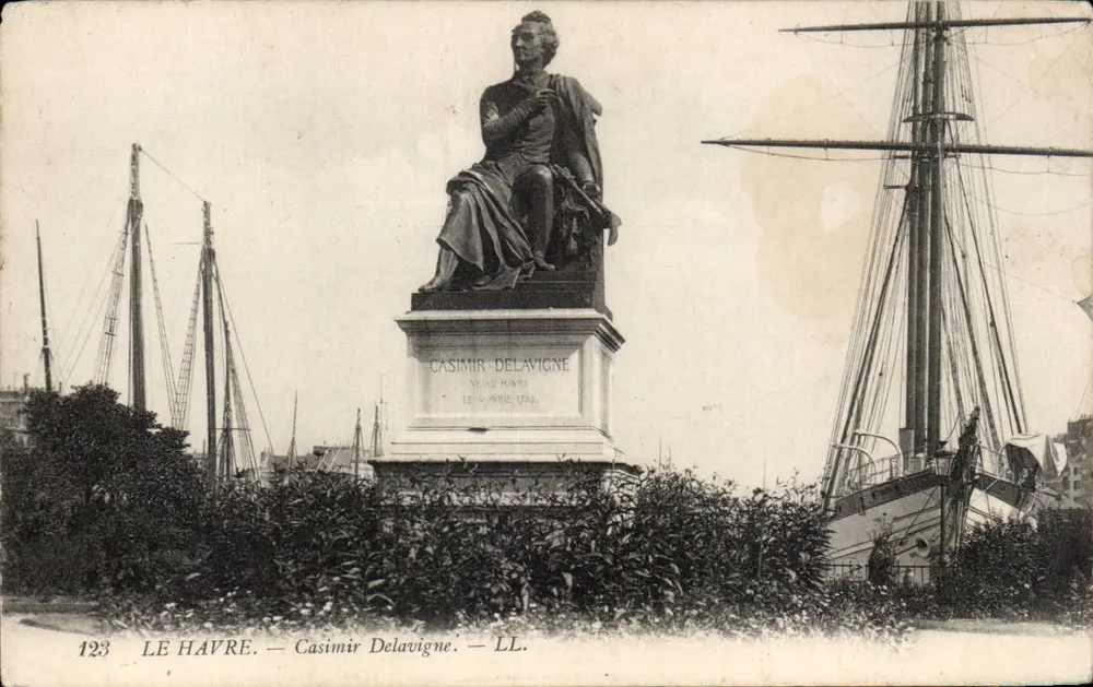 Le Havre — Estátua de Casimir Delavigne — LL, n°123 - Frente