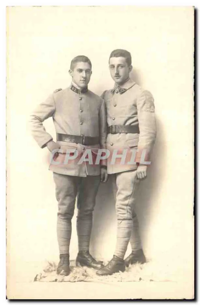 Zwei Soldaten im Uniform — Studiofoto - Vorderseite