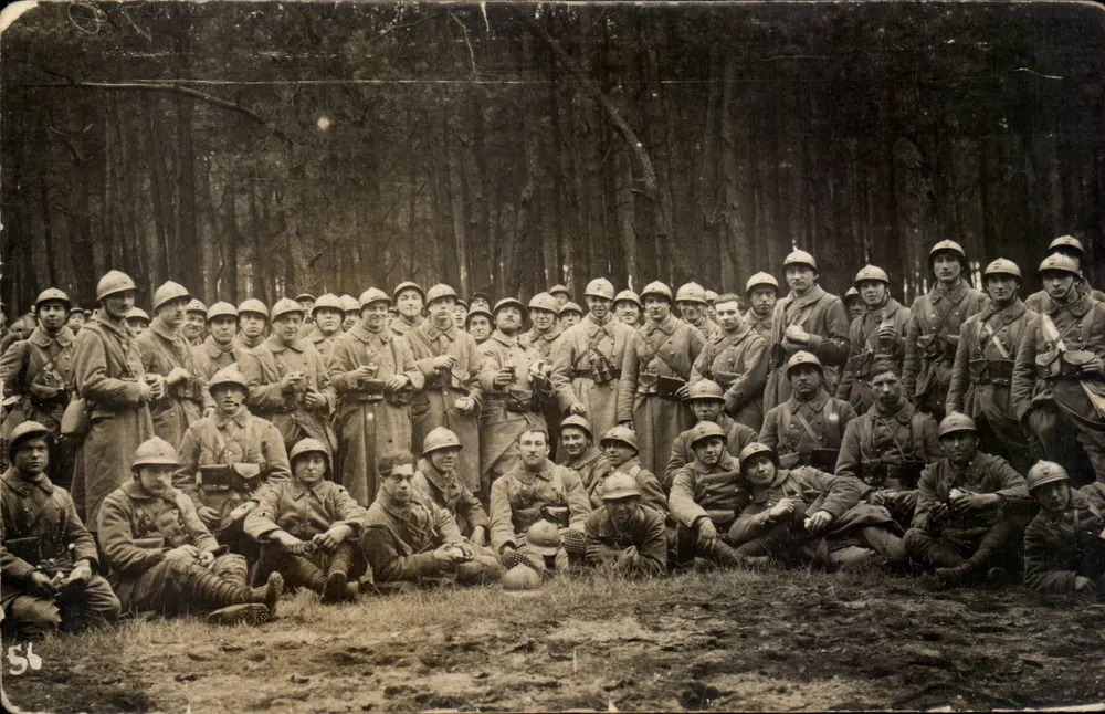 Soldaten im Wald — Lager Oberhoffen - Vorderseite