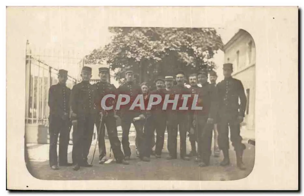 Gruppe von Soldaten — Frankreich — B. Guillainnot, Paris - Vorderseite