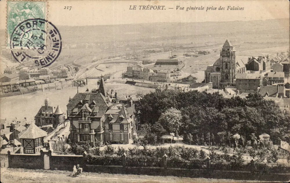 Le Tréport — Allgemeiner Blick von den Klippen — Verlag Nr. 217 - Vorderseite