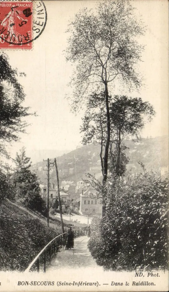 BON-SECOURS (Seine-Inférieure) — No Raidillon. — ND. Fot. - Frente