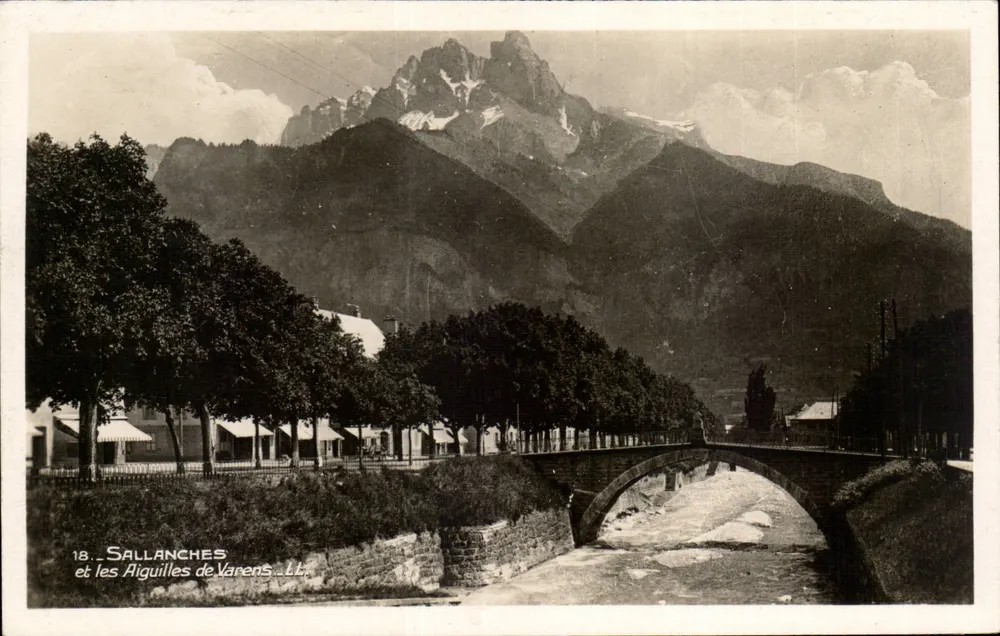 Sallanches e as Aiguilles de Varens — 18 — editor Ley e Neurdein, Paris - Frente