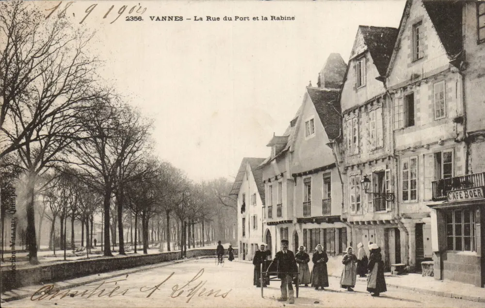 VANNES — Ansicht der Rue du Port und der Rabine — Verlag: Éd. Villaroy, Quimper - Vorderseite