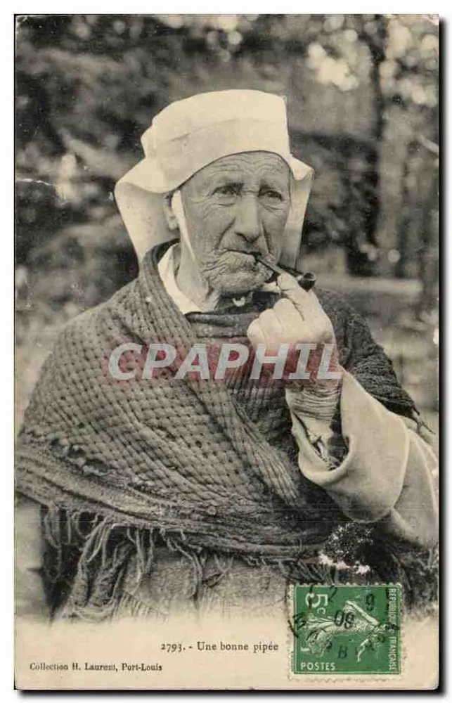 Un vieil homme fumant une pipe — portrait en extérieur — éditeur H. Laurent, Port-Louis, n° 2793 - Frente
