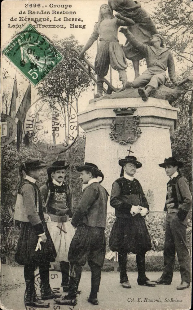 Gruppe bretonischer Bardes aus Kérangué, Le Berre, Haag — Col. E. Hamonie, St-Brieuc - Vorderseite