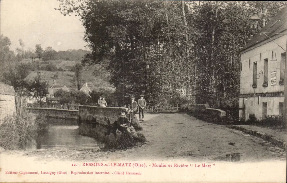 RESSONS-S/LE-MATZ (Oise) — Mühle und Fluss "Le Matz" — Verlag Capaumont, Lassigny (Oise) - Vorderseite