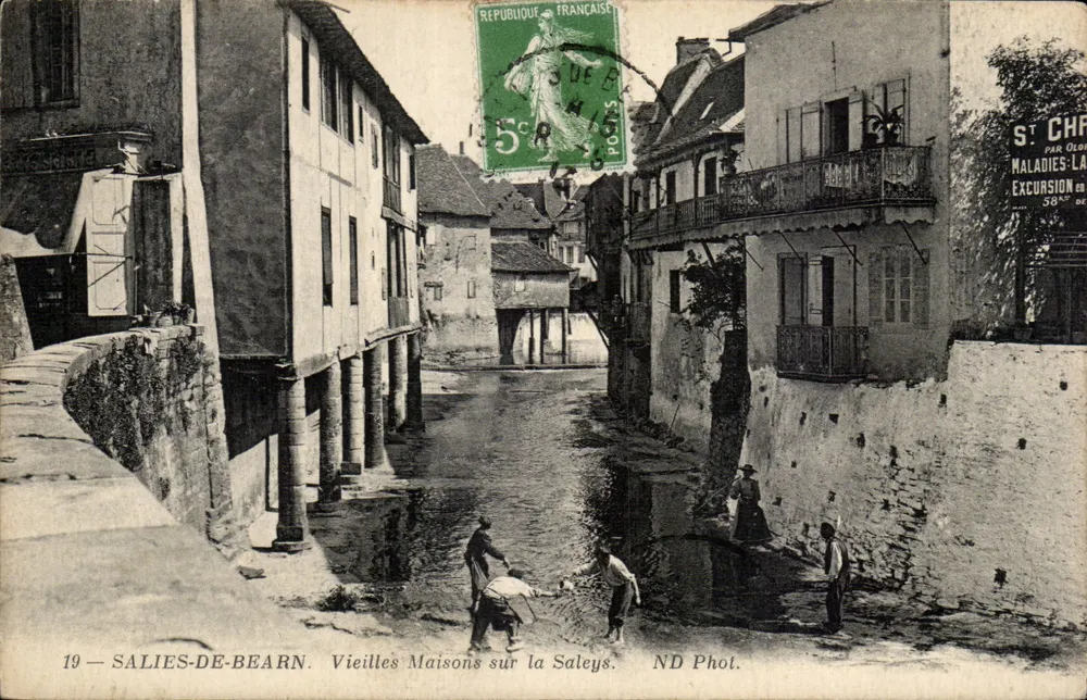 Salies-de-Béarn — Alte Häuser auf Saleys — ND Phol. - Vorderseite