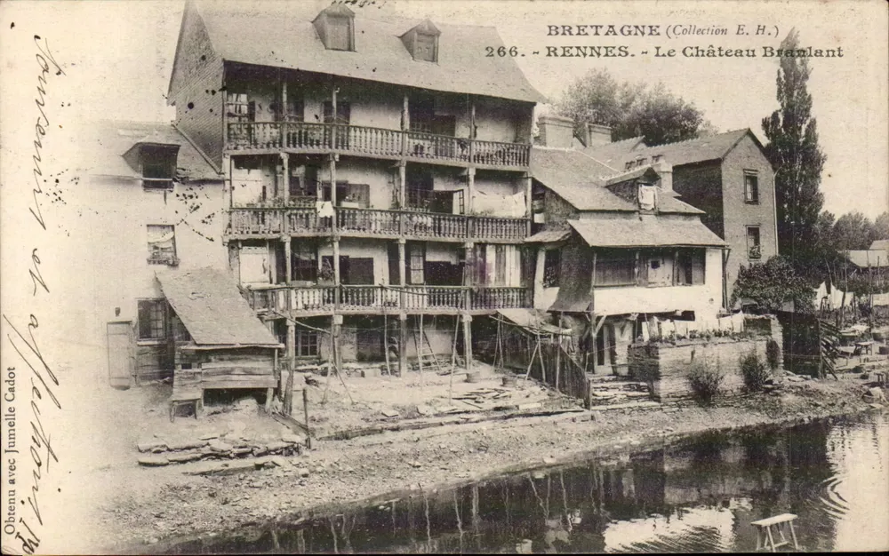 Rennes - O Castelo Treme — Coleção E.H. — n° 266 - Frente