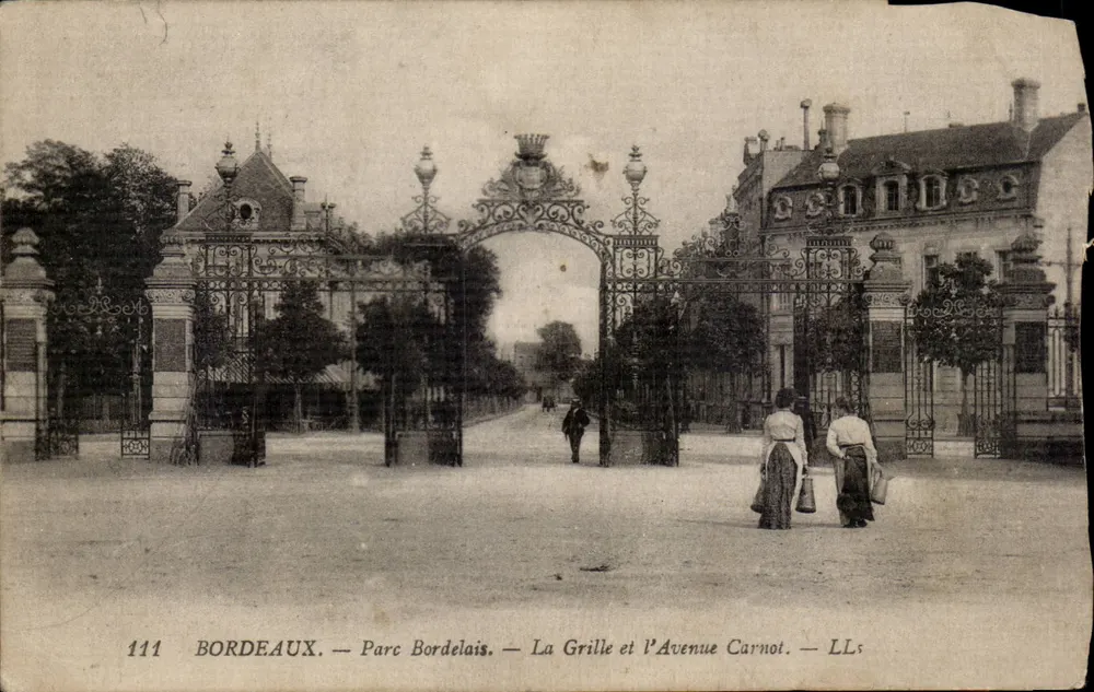 Bordeaux — Parc Bordelais — La Grille und Avenue Carnot — LLs - Vorderseite