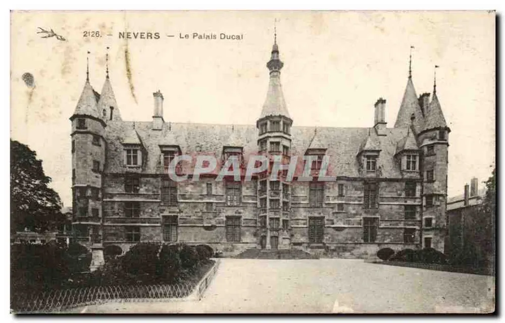 Nevers — O Palácio Ducal — n° 2126 - Frente