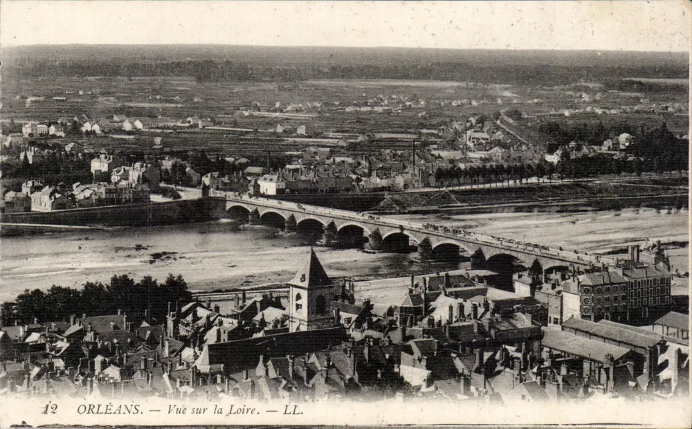 Orléans — Vista sobre a Loire — LL. n°12 - Frente