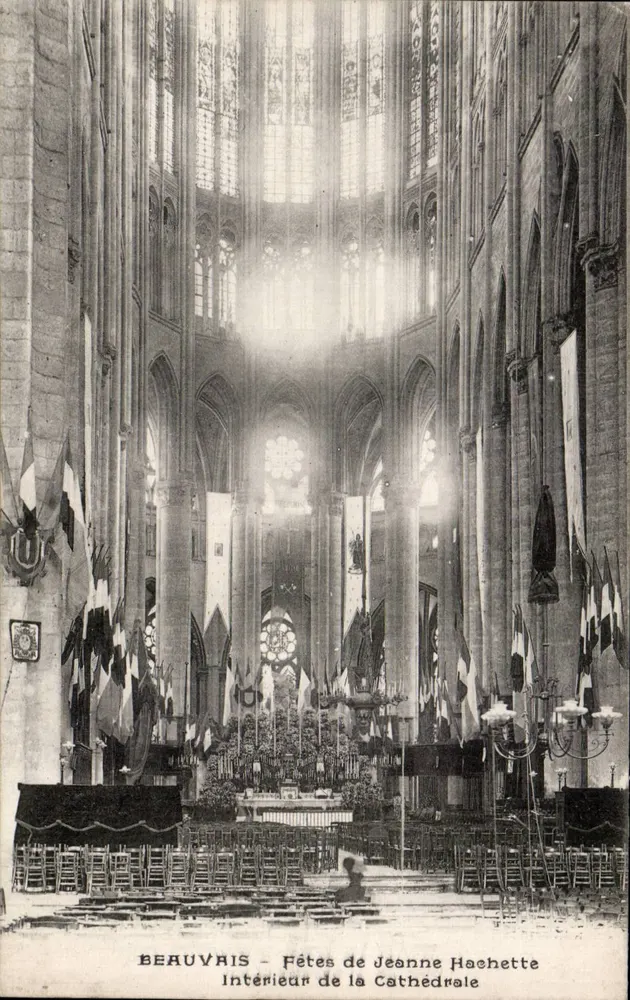 Beauvais — Feste von Jeanne Hachette — Innenansicht der Kathedrale - Vorderseite