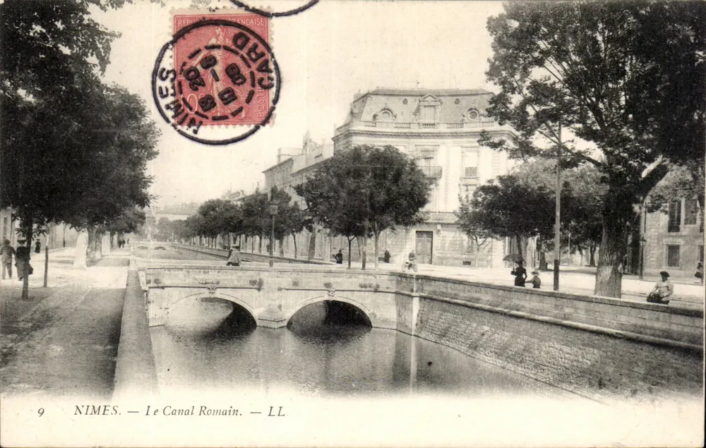 Nîmes — O Canal Romano — LL - Frente