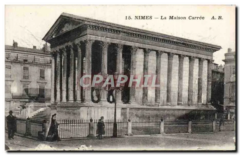 Nîmes — A Maison Carrée — A.R. n°15 - Frente