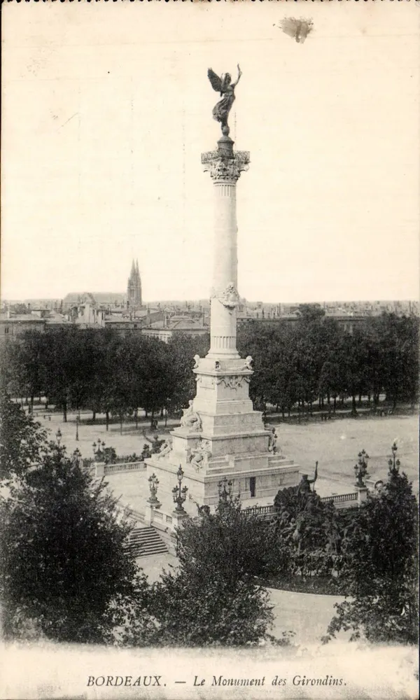 Bordeaux — O Monumento dos Girondinos — Editora não identificada - Frente