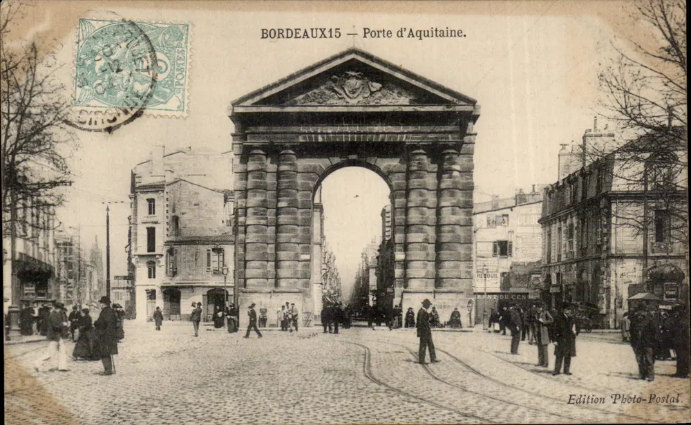 Bordeaux15 — Porta d'Aquitânia — Edição Photo-Postal. - Frente