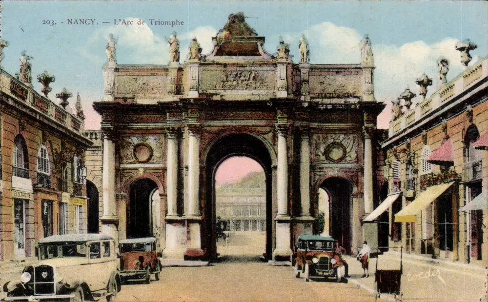 NANCY — O Arco do Triunfo — Edição de Arte, V. Roder - Nancy, n°203 - Frente
