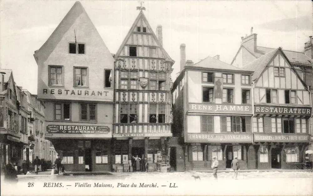 Reims — Alte Häuser, Place du Marché — LL. - Vorderseite