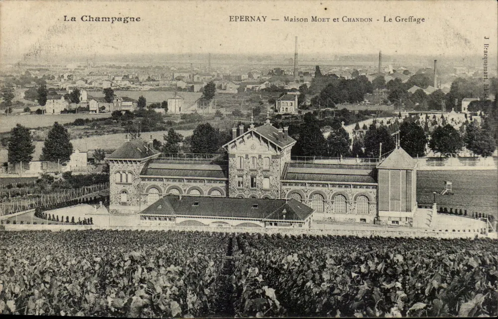 Epernay — Casa Moët et Chandon — O Enxerto - Frente