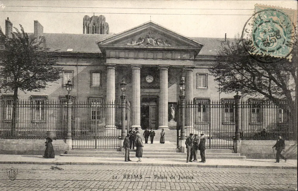Reims — Palácio da Justiça — editor R. B. n°22 - Frente