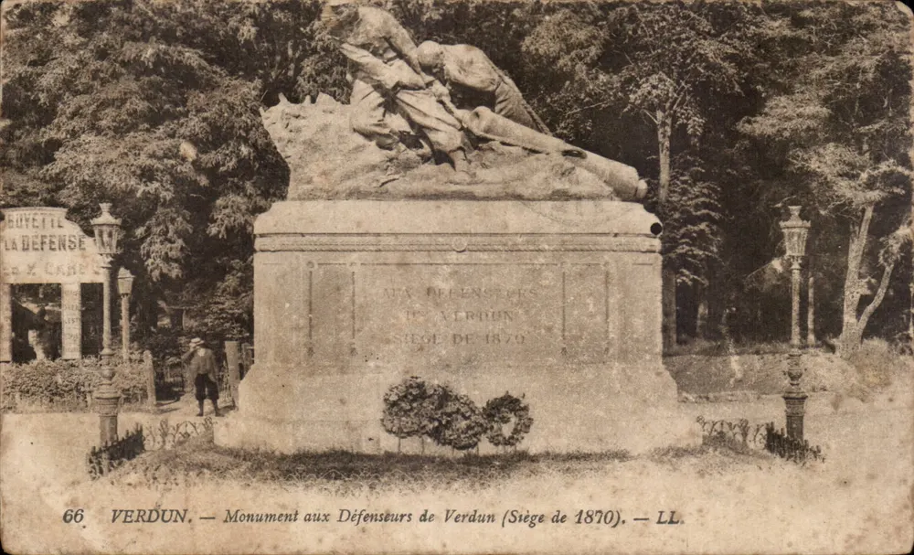 Verdun — Denkmal für die Verteidiger von Verdun (Belagerung 1870) — LL. Verlag: LL. Nr. 66 - Vorderseite